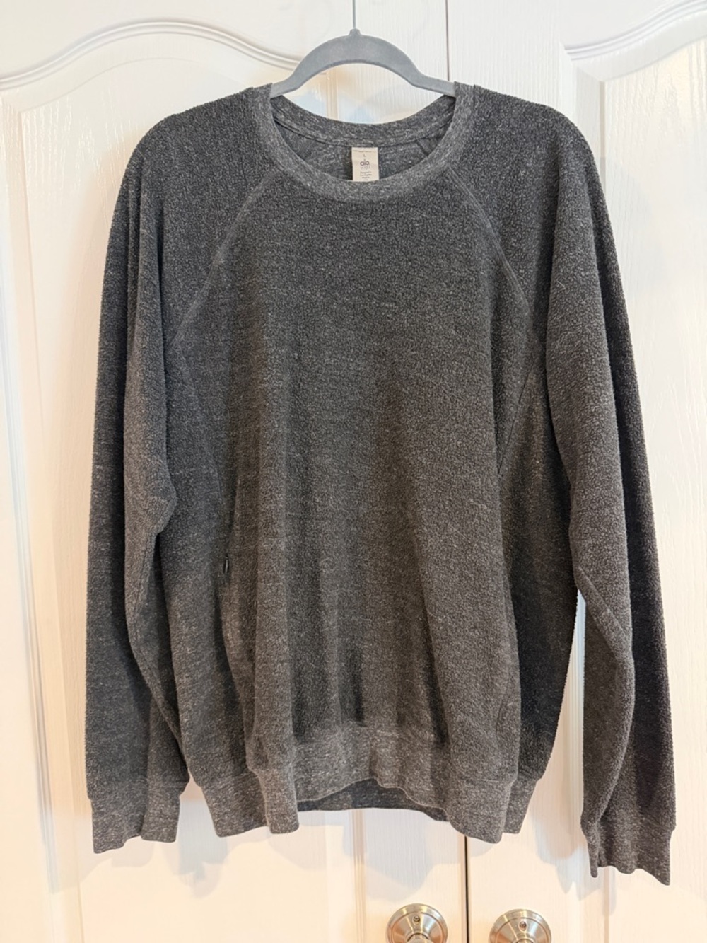 ALO Yoga Women's Dark Charcoal Crew Sweatshirt